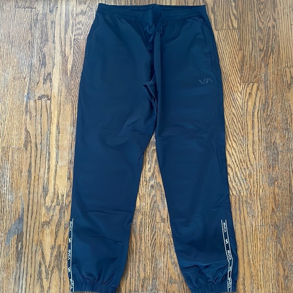 EUC- Mens RVCA Joggers - Picture 2 of 4